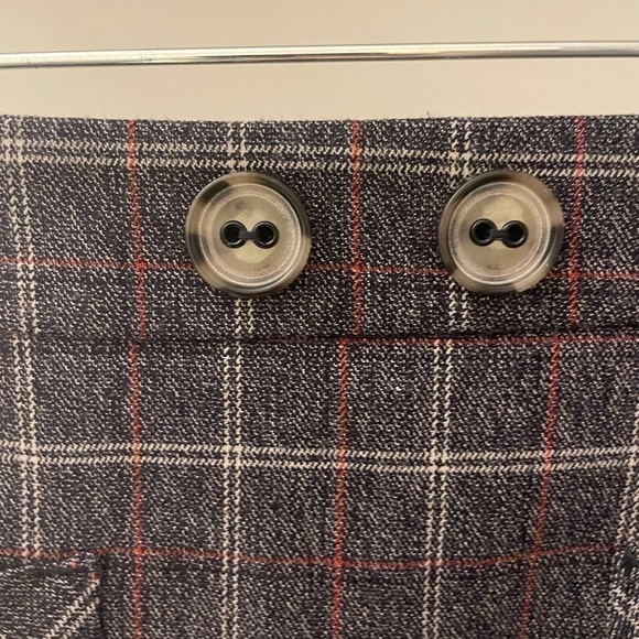 Express Plaid Grey Mini Skirt size 4 - Picture 2 of 9